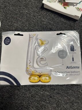 AirLoonz 'Love' Decorative Balloon - White & Gold